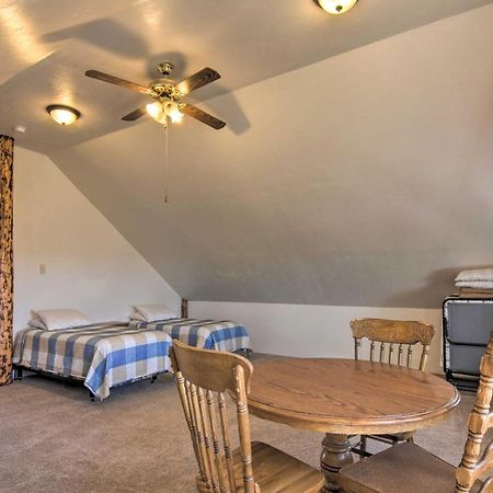 Cozy Henrieville Cabin 18 Mi To Bryce Canyon Np! エクステリア 写真