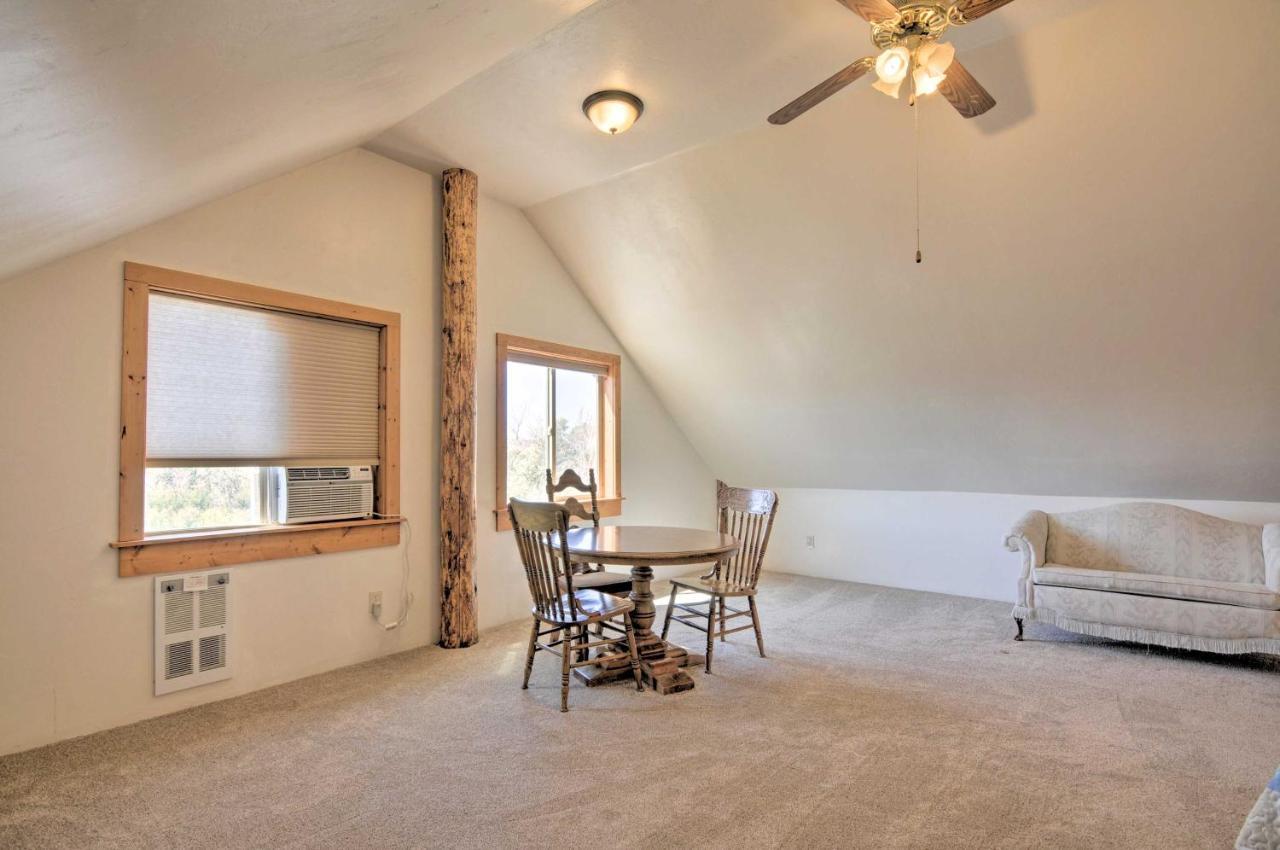 Cozy Henrieville Cabin 18 Mi To Bryce Canyon Np! エクステリア 写真